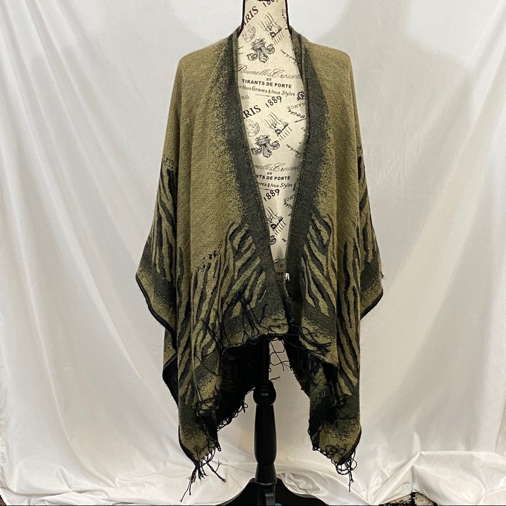 Tan & Zebra Print Drape Cape Size OS